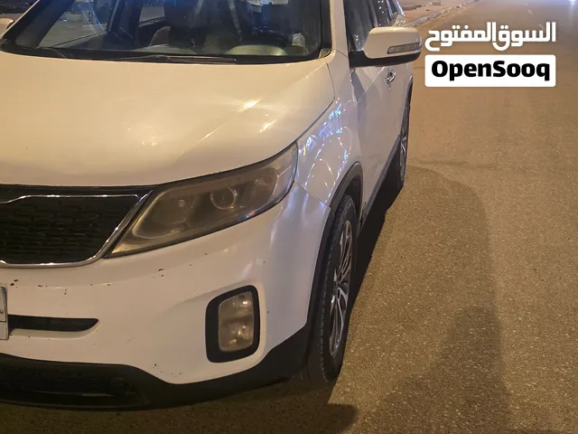 Used Kia Sorento in Basra