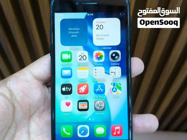 iPhone SE 2020 64GB Black - Clean Condition / Unlocked Black Colour Excellent Condition Fully Functi