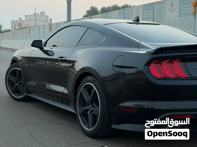 موستانج ايكوبوست 2022 4 سلندر وارد أمريكا