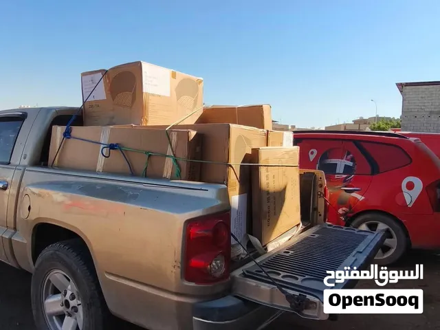 سيارة لنقل وتوصيل البضائع بجميع انواعها والاثات داخل وخارج طرابلس