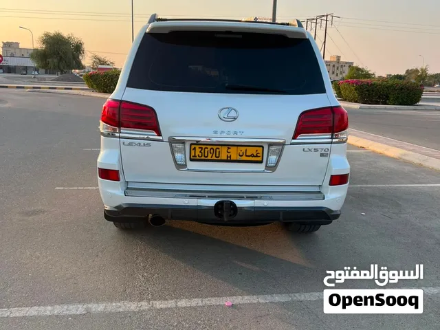 لكزس lx570 للبيع او البدل بصالون حديث