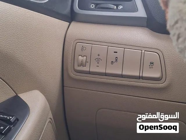 سيارة هيونداي توسان GLS 2016 بنية مستعملة مرخصة بكامل المواصفات الخليجية