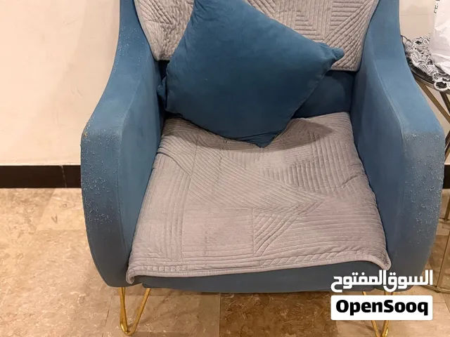 تخم قنفات قنفتين كبيره وكراسي اثنين