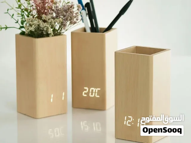 ساعة خشبي رقمية LED مودرن مع حامل أقلام وديكور 3 في 1