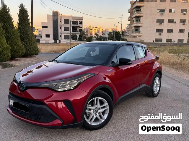 تويوتا CHR 2022 بحالة الوكالة ترخيص وتأمين سنة كامله فحص كامل استخدام شخصي للبيع فقط