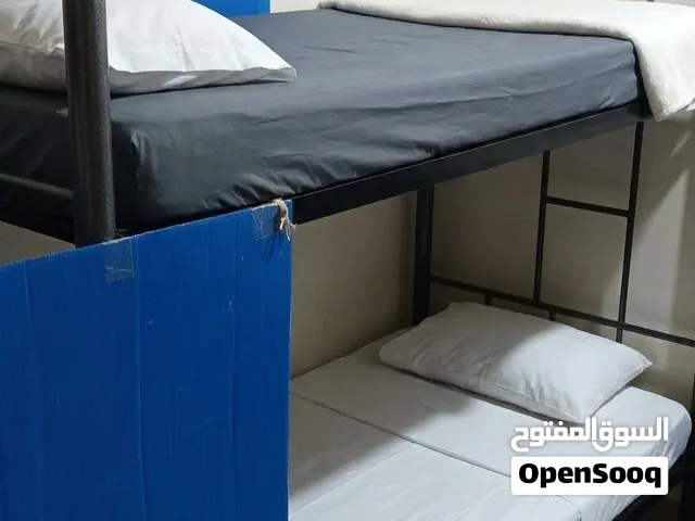 سرير دورين ودولاب للبيع