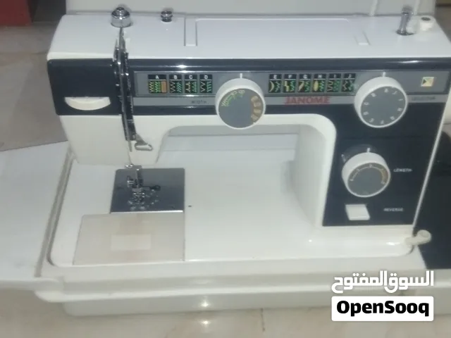 للبيع ماكينة خياطة