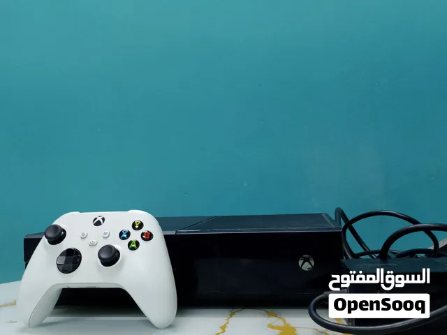 اكس بوكس ون مستعمل نضيف للبيع وياها جويستك سيريس اس او اكس للاستفسار الخاص مفتوح