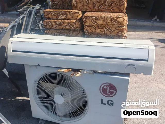 مكيف LG  بحاله ممتازه 2 طن  عادي وليس انفيرتر