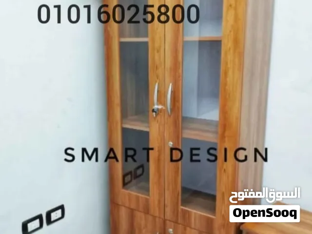 مكتبة مستندات خشبية بضفتين زجاجيتين وأخرى خشبية ببراليك وأقفال.