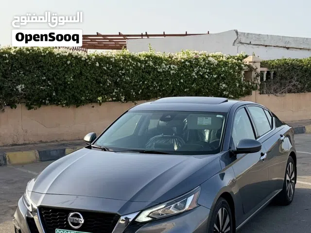 Used Nissan Altima in Al Batinah