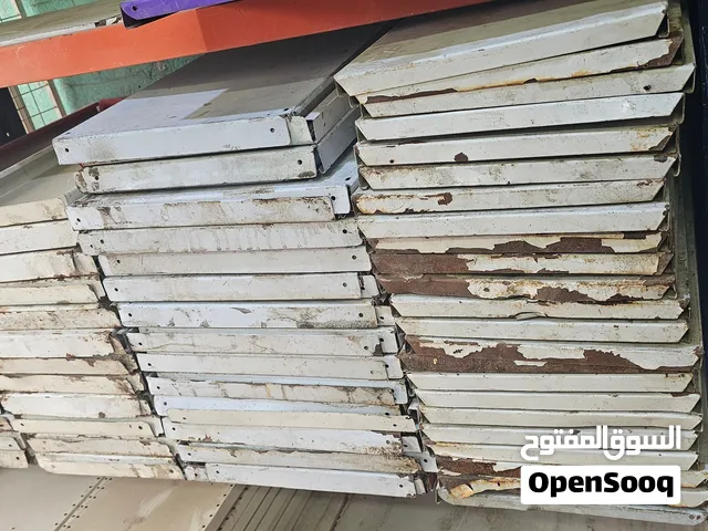 رفوف محل اسواق للبيع رف جداري متعدد القياسات مستعمل كل نوعيات كامل حمالاتها وسججها شاهد الفيديو مفصل