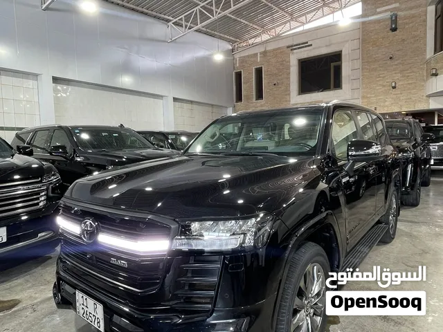 لاندكروزر ليمتيد بلاك توين تيربو GXR 2024 / السعر 68 الف دولار