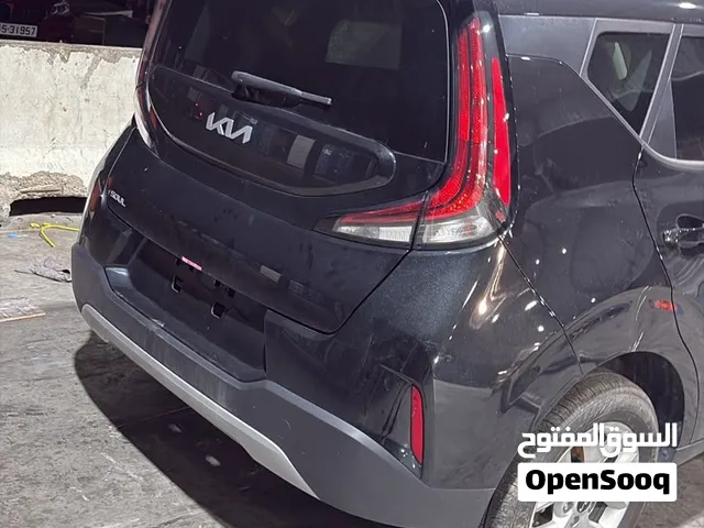 السلام عليكم للبيع كيا صول بدون رقم موديل 2025 ماشيه 10 ميل فئة LX سياره حاليا بالاردن كم يوم وتوصل