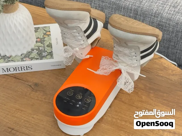 جهاز تنشيف الأحذية الكهربائي متعدد الوظائف بتيار هوائي 360°  الاستخدامات  تنشيف الأحذية المبللة