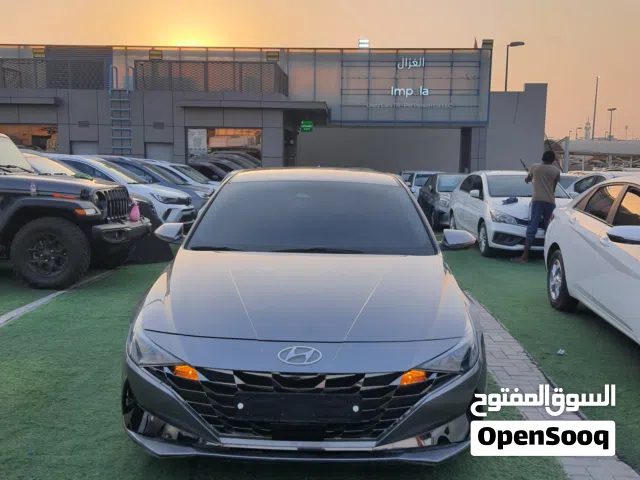 2021 Hyundai Avante SE