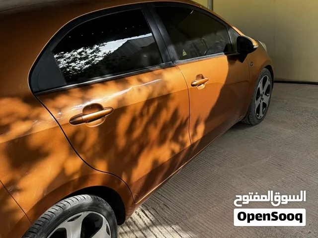 كيا ريو اتش باك مديل2013