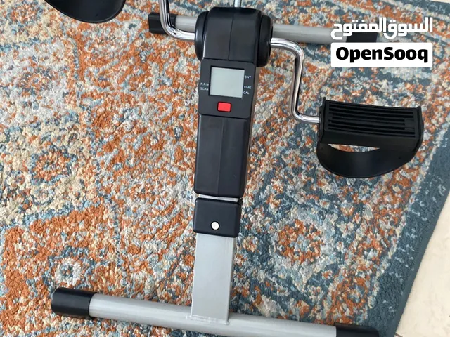 حهاز مشي صغير منزلي لكبار السن (مستخدم اسبوع مقط )(قابل للتفاوض )
