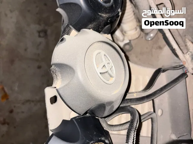 طيس تيوتا لون الاسود ثلاث حبات فقط