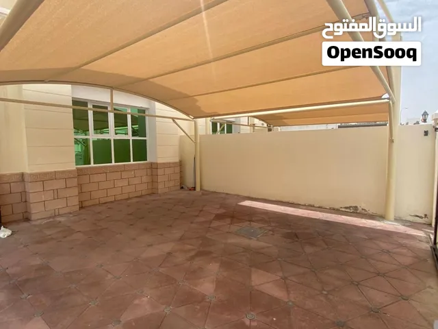 Twin Villa للبيع في موقع ممتاز بالخوض السادسه