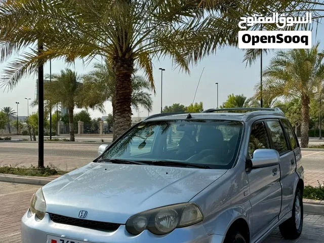 Honda HRV 2005 سياره نظيفه بحاله ميكانيكيه ممتازه اقتصاديه في البترول 1.6 مع مساحه كبيره