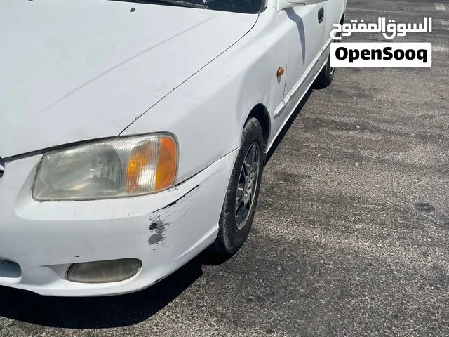 هونداي فيرنا 2001