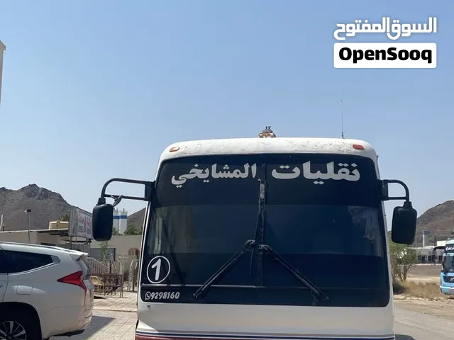 يوجد باص للبيع