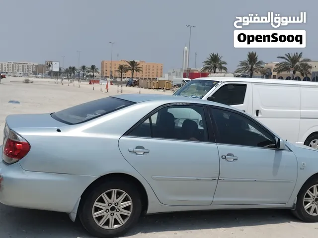 تايوتا كامري صالون موديل 2005، رقم خماسي