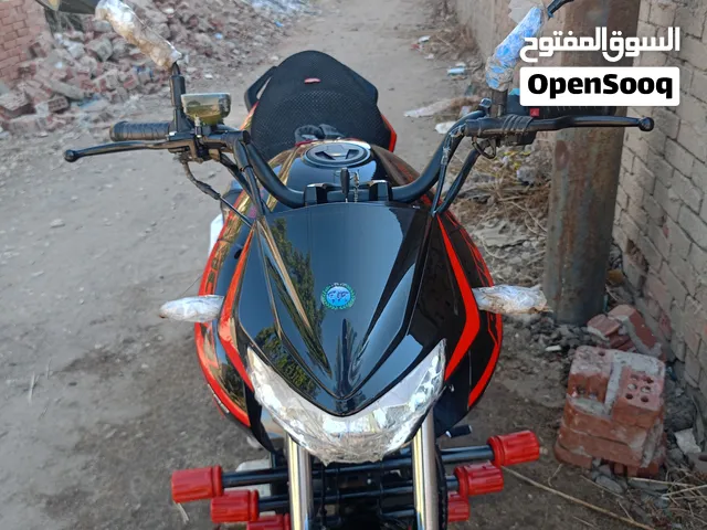 مكنه هوجن h250بحاله الزيرو ماشيه 1600كليو موجود فيها انجن انجرد وريموت آنذار موديل 2026