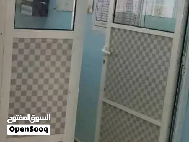 اي علمني مستخدم يعني خالي من الخدش
