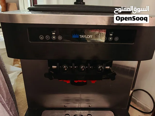 ماكينة تايلور آيس كريم موديل 2021 جدا نظيفه بحاله ممتازه
