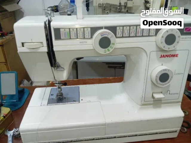 ماكينة خياطة Janome مستعملة