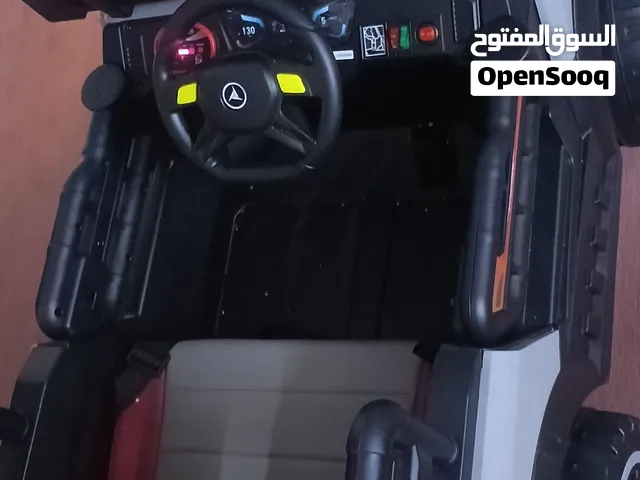 سياره اطفال حجم متوسط تحمل اثقال عاليه وجديده لا يوجد استعمال