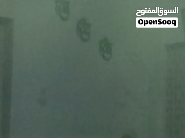 شاشة للبيع بحاجه ل بفارات)(لكبسة تشغيل)