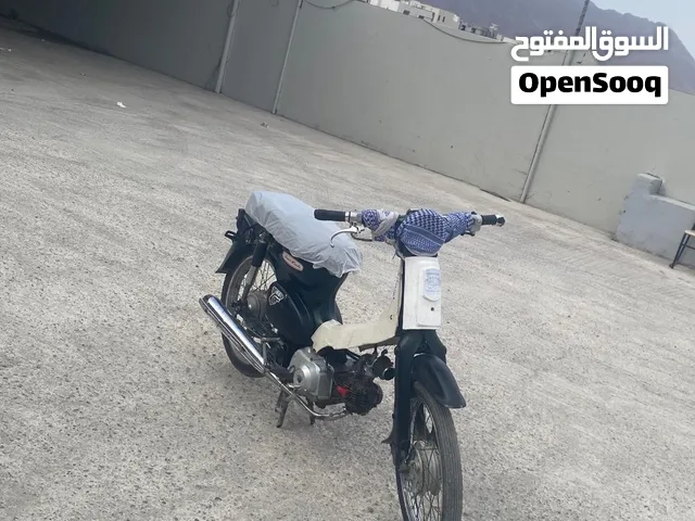 هوندى مال نزوى للبيع او للبدل بما يناسب.