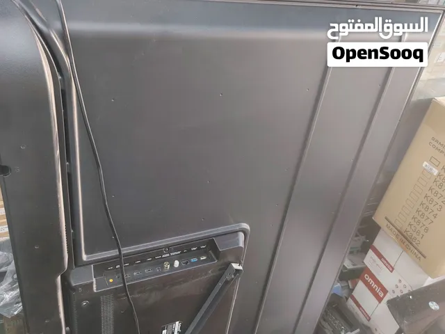 شاشه جيجارد مكسوره 65 انش موديل بالوصف وبدون ريموت