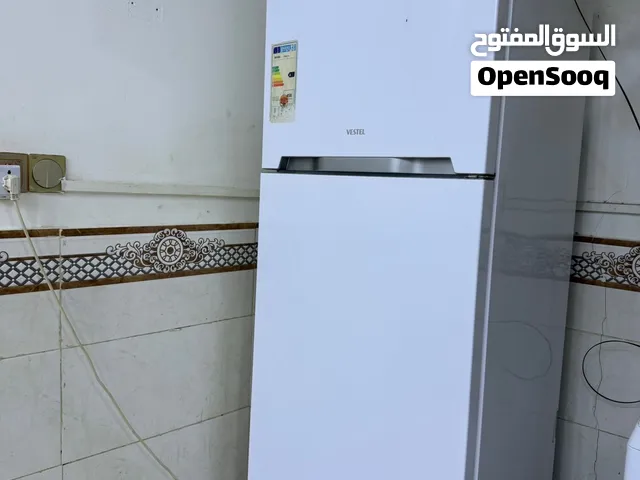 ثلاجه للبيع