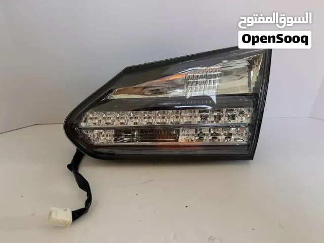 اضوية لكزس hs