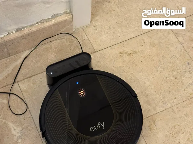 مكنسة eufy كل شي شغال فيها و تشتغل بلواي فأي