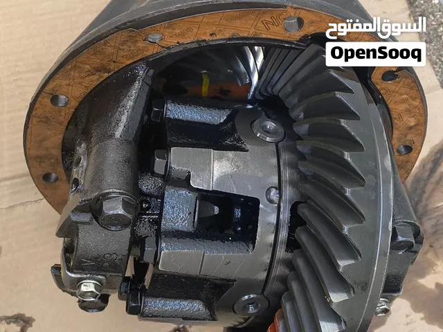 بنين دفريشن خلفي للندكروزر. استيشن من 98 ال 2007