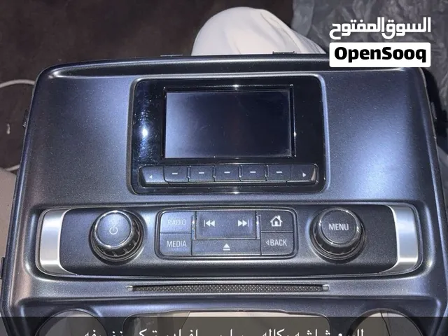 للبيع شاشه جديده حق سلفرادو و سيرا جديده