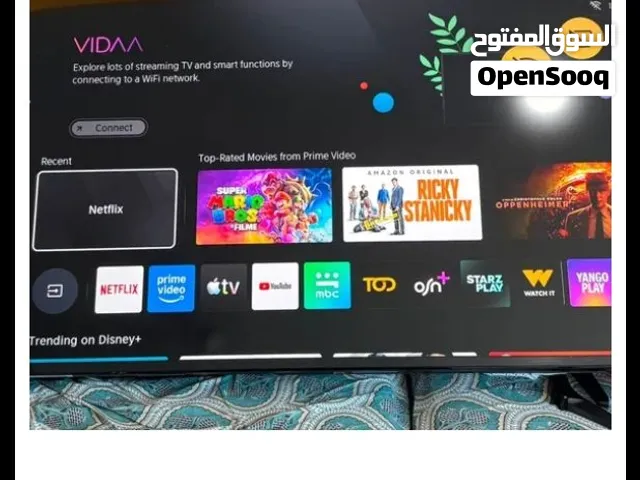 Hissnse Smart TV 43 inch under orginal warranty less than one year old. Extended warranty 2028
