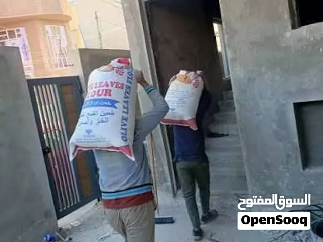 سلام عليك لمحتاج عمال تصعيد أو تنضيفف او غسل أو تنزيل نقاذ تصعيد رمل وسمنت وطابوك صفر وبلوك