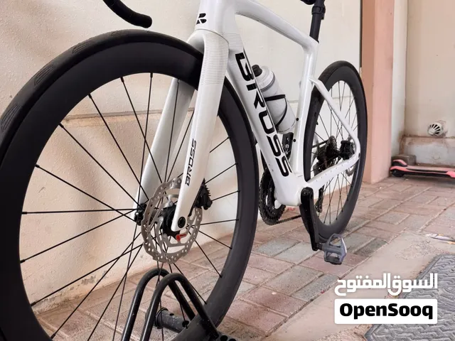 سيكل بروس فل كاربون قير شيمانو اكتروني استخدام قليل قياس xs