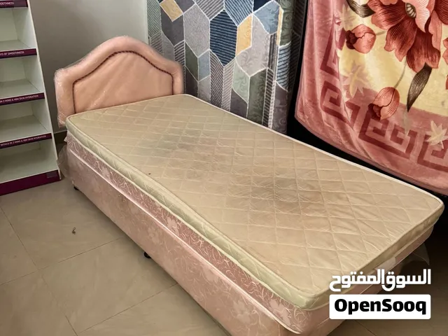 سرير سنجل مع مرتبتين للبيع