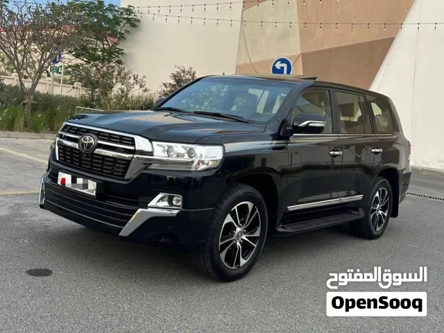 Toyota Land Cruiser VXR 5.7