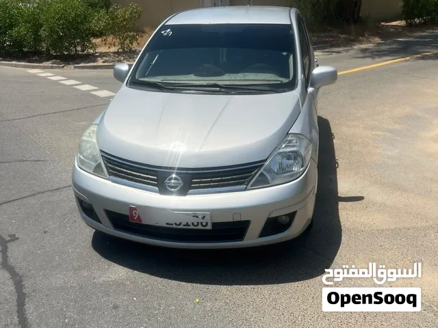 nissan tida 2012
