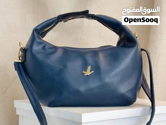 حقيبة بطراز مختلف للنساء