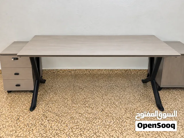 مكتب 80x160 سنتيم مع جرارة جانبية