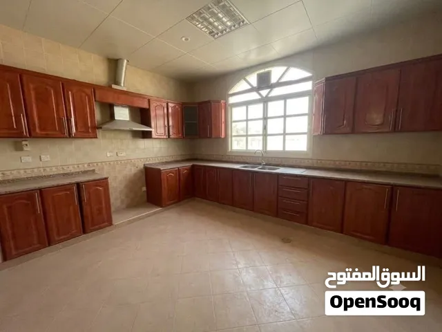 5000 m2 5 Bedrooms Villa for Rent in Al Ain Al Tawiya